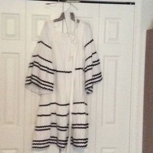 Lisa Fernandez for targrt